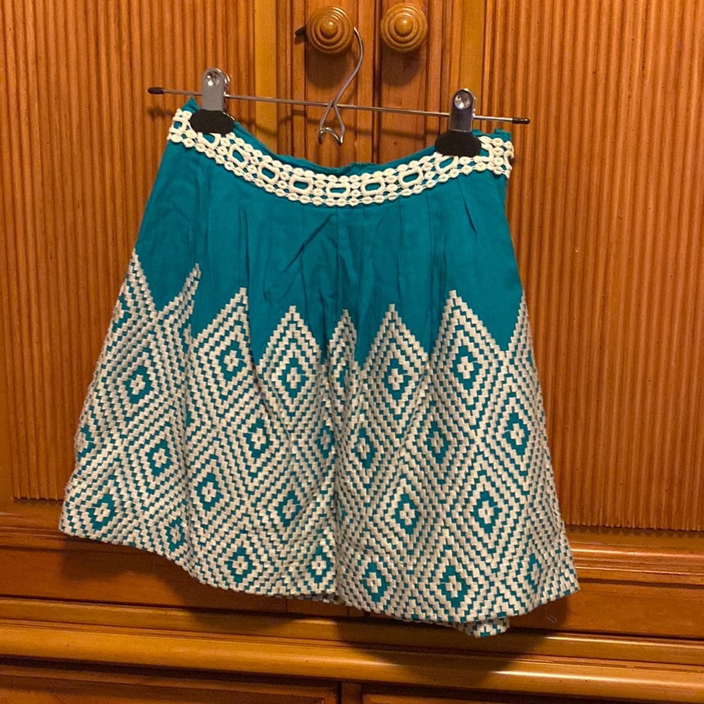 Short skirt
